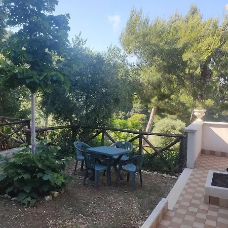 Lunamora 4 * Роди-Гарганико